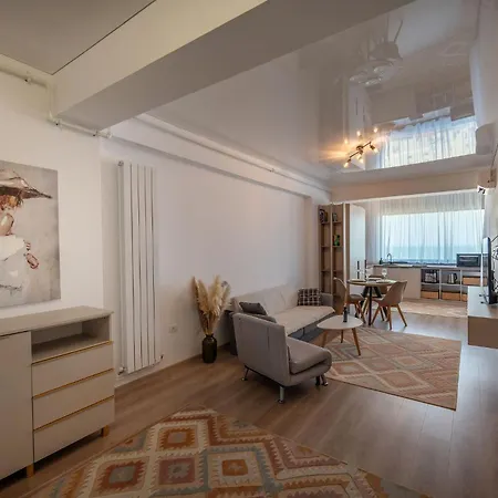 Alex Seaside Loft At Stefan Building